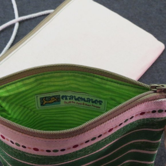 Set of 2 Matching Green Lace Hand Crafted Totes Zippered Makeup Bags NEW - Picture 3 of 4